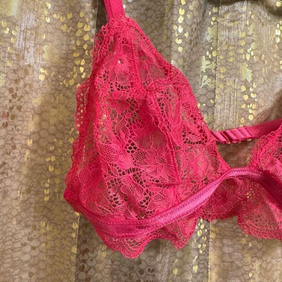 Free People Bright Eyes Hot Pink Romantic Coquette Sheer Lace Bralette S NWOT - Picture 3 of 7